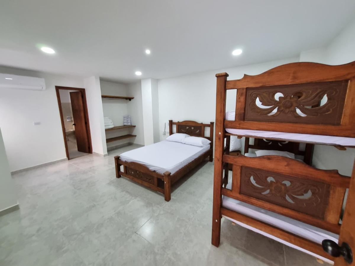 Hotel Antonella Plaza Pinchote Eksteriør billede